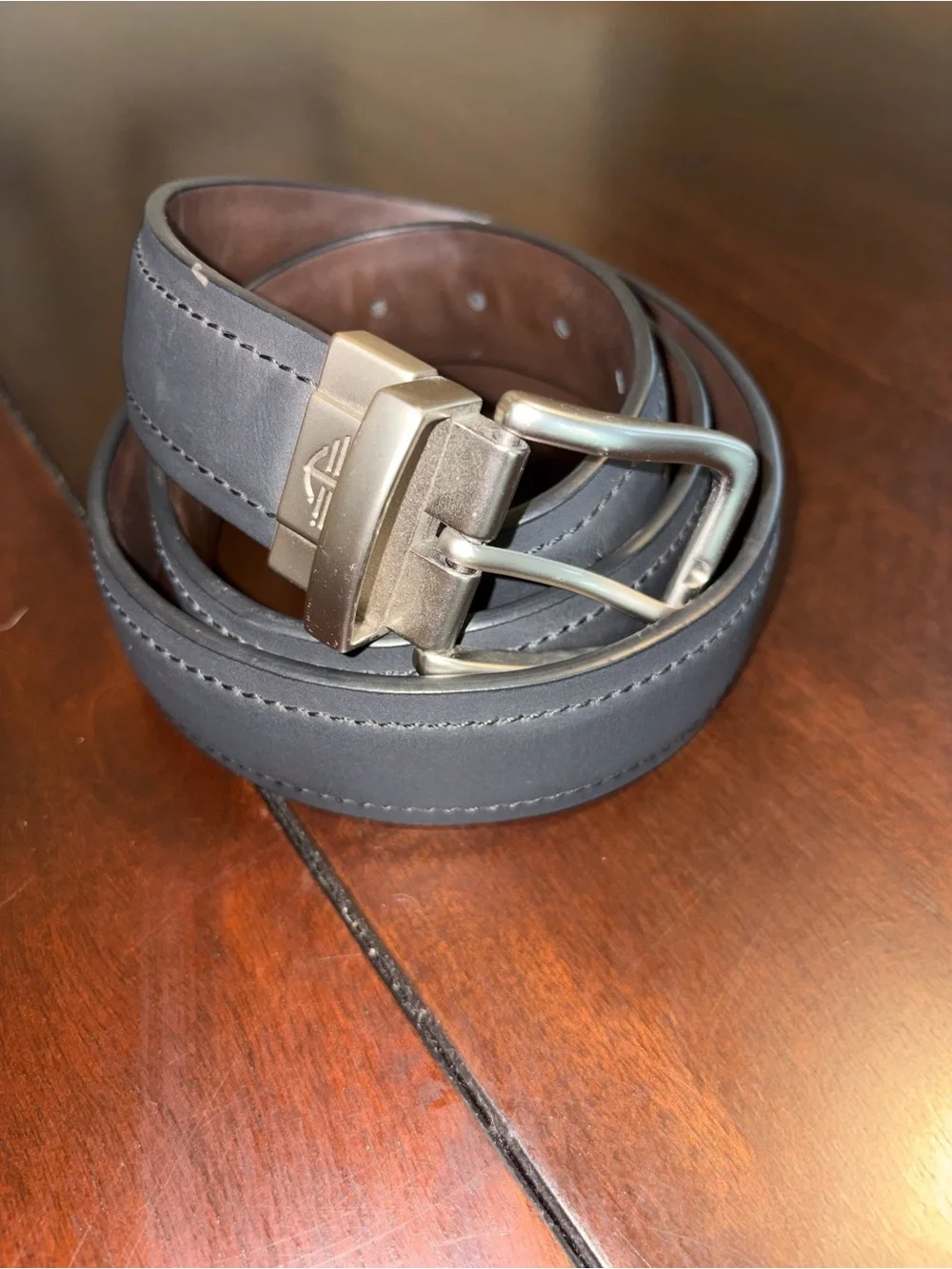 Men's Gray Leather Belt with Branded Metal Buckle